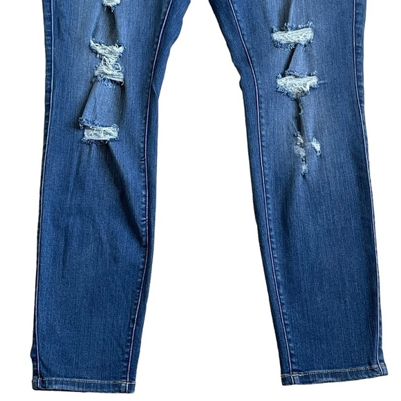 Torrid Womens Bombshell Skinny Premium Stretch High Rise Destructed Jean Size 18 - Picture 5 of 12